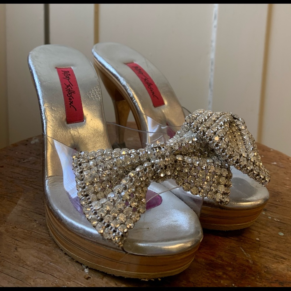 Betsey Johnson - Rhinestone Bow Silver Heels